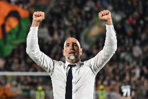 專家：和國(guó)米多特的對(duì)決讓尤文隊(duì)內(nèi)達(dá)成血盟 圖多爾重塑了球隊(duì)