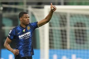 鄧弗里斯：歐冠比賽中真正的國米回來了，我們擁有25名強大的球員