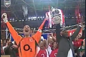 大衛(wèi)-希曼迎來(lái)62歲生日，阿森納送祝福：生日快樂(lè)！