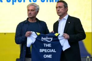 費內巴切主席回應穆帥：自貶身價！將出局歸咎于一名球員是不對的