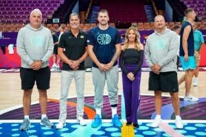 名記：湖人力挺東契奇國(guó)家隊(duì)征程 為斯洛文尼亞男籃提供資源支持