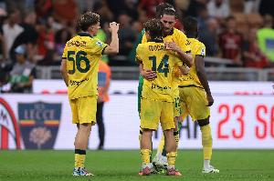 新典禮中場??米蘭700萬簽魔笛+拉比奧特 完美發(fā)揮帶隊3連勝??