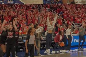 社媒評(píng)論“裁判無法阻止我們”！凱特琳-克拉克自宣被罰200美元