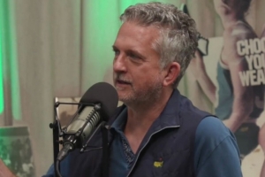 比爾-西蒙斯：快船簽下小卡是NBA歷史上最具破壞性的操作