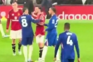 太陽報：芒特和恩佐恩怨未了，在曼聯(lián)vs切爾西賽后再次沖突