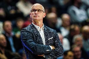 后悔了？赫爾利：肯定有過(guò)這種念頭 “我本可以同時(shí)執(zhí)教?hào)|詹”