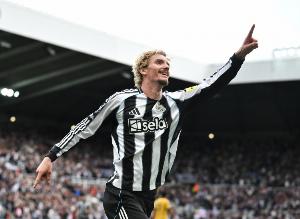 電訊報(bào)：紐卡需要清楚沃爾特馬德如何接球，并確保有球員與他配合