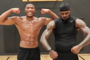 訓(xùn)練師曬今夏訓(xùn)練照合集：詹姆斯父子 馬克西 八村塁 德羅贊領(lǐng)銜