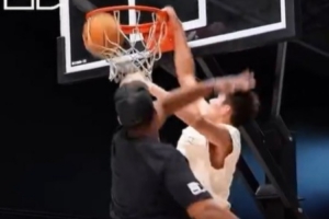 打磨技術(shù)！CBA狀元楊曦皓跟隨外籍訓(xùn)練師進(jìn)行特訓(xùn)