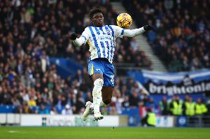 標(biāo)價(jià)超1億鎊！電訊報(bào)：曼聯(lián)明夏考慮簽中場，21歲巴萊巴是目標(biāo)