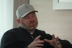 魯尼：在目前的曼聯(lián)更衣室，我和基恩都會被解雇、會被指控霸凌