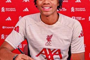 漲薪360%！17歲恩古莫哈簽下第一份職業(yè)合同，最新年薪5.2萬鎊