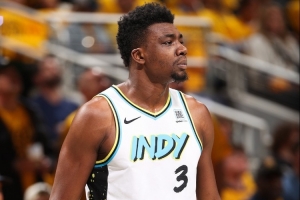 上賽季場均6.5分3.8板！美記：托布與騎士簽的是無保障合同