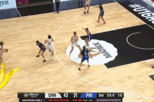 主攻手！李沅珊14中6砍半場(chǎng)最高15分 三分7中3