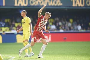 賽季報(bào)銷！官方：范德貝克跟腱完全斷裂，西媒預(yù)計(jì)將傷停超8個(gè)月