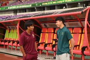 王鈺棟社媒慶祝絕平，回復(fù)蒯紀(jì)聞：兄弟6號見，還能做你室友嗎