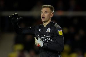 表現(xiàn)出色！對(duì)陣拜仁，阿森納外租門將卡爾-海因貢獻(xiàn)8次撲救