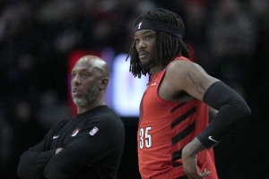 隊(duì)記：健康的羅威更適合出任克林根的替補(bǔ) 這會(huì)壓縮楊瀚森的時(shí)間