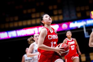 未來可期！李沅珊場(chǎng)均出場(chǎng)28.4分鐘 得到18.2分2.6板1.8助1.0斷