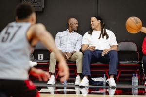 開(kāi)拓者官宣人事變動(dòng)！球隊(duì)舊將布萊恩-格蘭特&特里-波特球隊(duì)任職