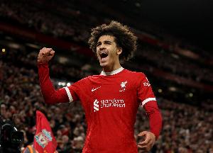 回聲報(bào)：利物浦小將丹斯在U21比賽中受傷，無緣出戰(zhàn)加拉塔薩雷