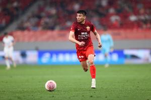 滬媒：李帥去年來(lái)一直受肌腱傷病困擾，要完全根除并不容易