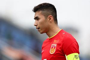 艾菲爾丁談絕平：不管別人怎么說(shuō)我就有一顆大心臟這也是我的優(yōu)勢(shì)