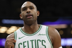 馬?。河率亢灮舾５率墙o庫(kù)明加施壓 勇士?jī)A向與庫(kù)明加簽資質(zhì)報(bào)價(jià)