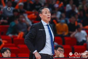 許利民：健康對球隊未來最重要 只要團結(jié)任何困難都不能擊敗我們