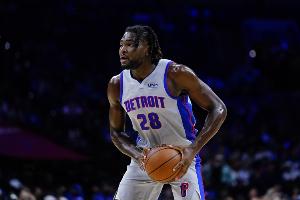 因膝傷僅出戰(zhàn)G1！斯圖爾特：若我能上場(chǎng) 對(duì)陣尼克斯結(jié)果會(huì)不一樣