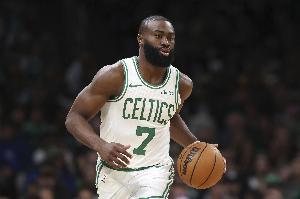 杰倫-布朗：我們開啟了新的時(shí)代 讓每個(gè)人做自己對(duì)新賽季充滿信心