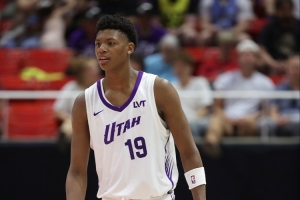 5號(hào)秀貝利談與經(jīng)紀(jì)人分道揚(yáng)鑣：我覺(jué)得我做出了最好的決定