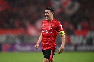 關(guān)鍵先生！周定洋連續(xù)3場(chǎng)比賽破門，讀秒絕平申花+瀟灑凌空斬江原