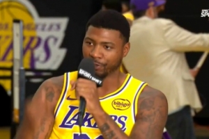 斯瑪特談東西部不同：東部打?qū)?西部玩跑轟