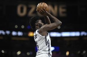 艾薩克：新賽季的目標(biāo)是打滿82場(chǎng) 休賽期我減重了一些