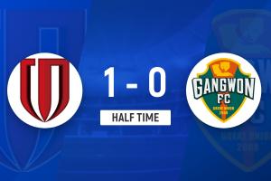 半場(chǎng)-成都蓉城1-0江原FC 周定洋凌空抽射破門楊帥獻(xiàn)助攻