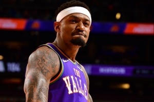 比爾：感謝太陽(yáng)&他們溝通很直接 很多球隊(duì)邀請(qǐng)我&我斟酌后來(lái)快船