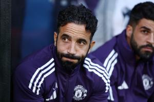 羅馬諾：阿莫林帥位并非絕對(duì)安全，曼聯(lián)高層迫切需要看到成績提升