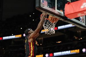 再次合作！比克斯塔夫：勒韋爾能做很多事非常全面 他從不會(huì)退縮