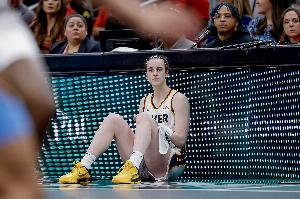 讓個(gè)克拉克！Skip：如果狂熱下賽季能保持健康 她們將贏得一切