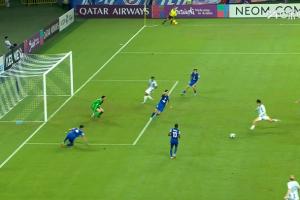 逃過(guò)一劫！申花第28分鐘防守失位，蔚山逆天失良機(jī)