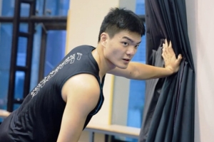 沒有文案 只有實(shí)干！國慶我在崗 籃球不打烊