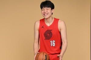 開拓者總裁：選中楊瀚森后 同事讓我準(zhǔn)備好迎接8億雙眼睛的關(guān)注