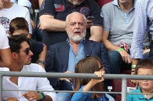 記者：德佬曾為收購那不勒斯放棄投資電影，如今球隊(duì)成為意甲巨人