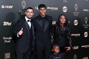 引爭議！西媒：亞馬爾母親主辦晚宴，800歐才能獲得與之合影資格