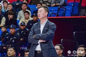 青島小伙子們國慶假期練兵忙！球隊一天兩練、一周放假一天