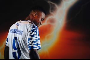 泯然眾人！21歲穆科科歐冠10次觸球半場被換下，轉(zhuǎn)戰(zhàn)丹麥18場4球