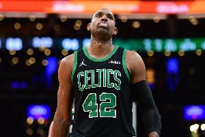 霍福德不打背靠背？鄧利維：是的&我們會監(jiān)控 輪換球員能幫助球隊