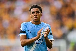 劉易斯：完成曼城百場感覺很不真實；重奪英超是我們的巨大動力