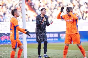 魯媒：于金永近期出現(xiàn)肺炎癥狀 澤卡根據(jù)比賽情況看是否出場